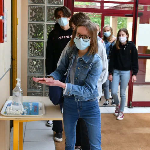 JOURNAL DU MARDI 31 AOUT ( SOIR )